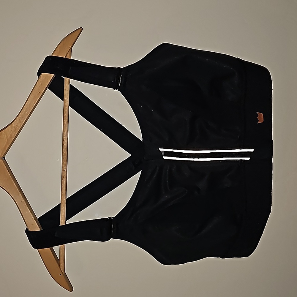 SheFit Sports Bra